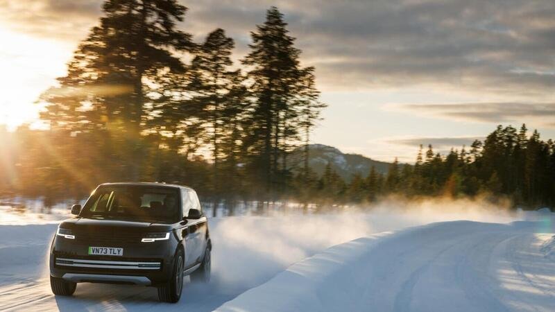 Range Rover elettrica: i test di motori e batterie a -40 &deg;C