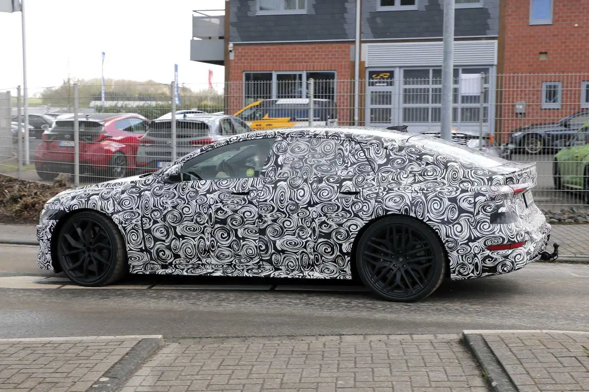 Audi S6 e RS6 e-Tron: le nuove elettriche saranno svelate entro la fine del 2024 (6)