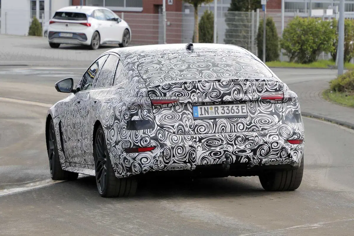 Audi S6 e RS6 e-Tron: le nuove elettriche saranno svelate entro la fine del 2024 (9)