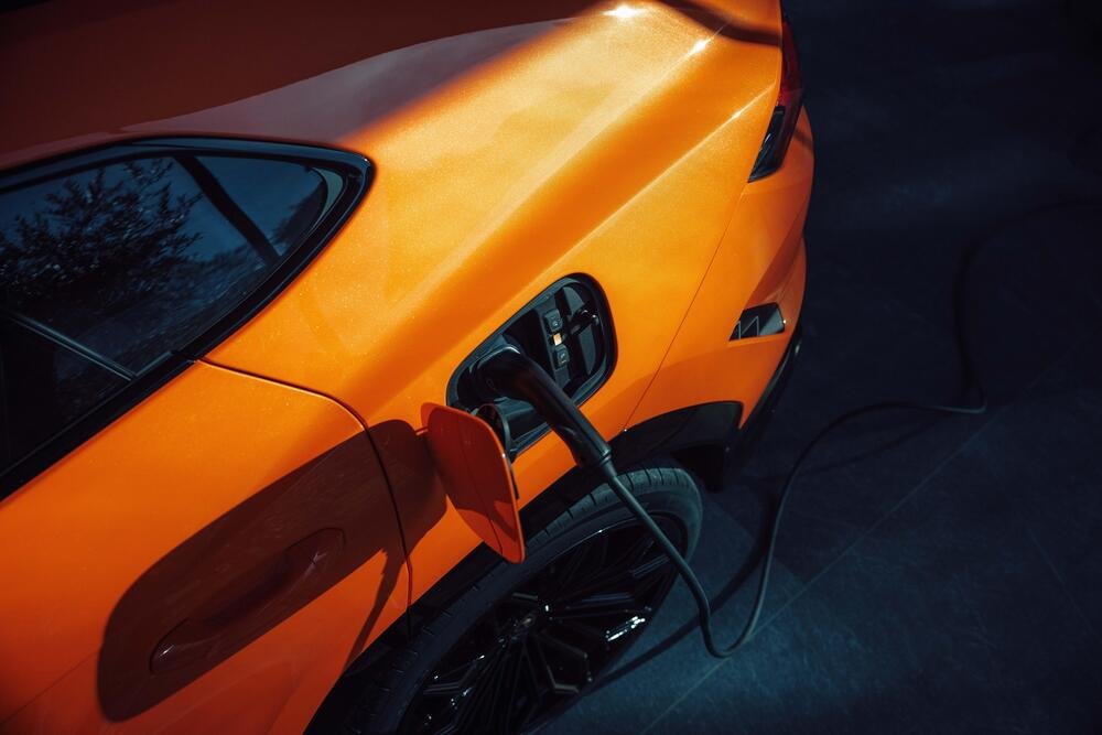 La presa di ricarica della nuova Lamborghini Urus SE