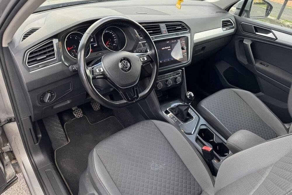 Volkswagen Tiguan 1.4 TSI Sport BlueMotion Technology del 2018 usata a Aprilia (5)