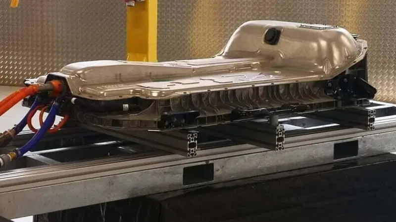 L'assemblaggio del pacco batteria della 500e si sposter&agrave; dalla Corea a Mirafiori