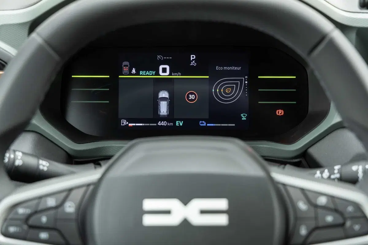Dacia Duster 2024, i punti deboli (pochi ma ci sono) e quelli forti