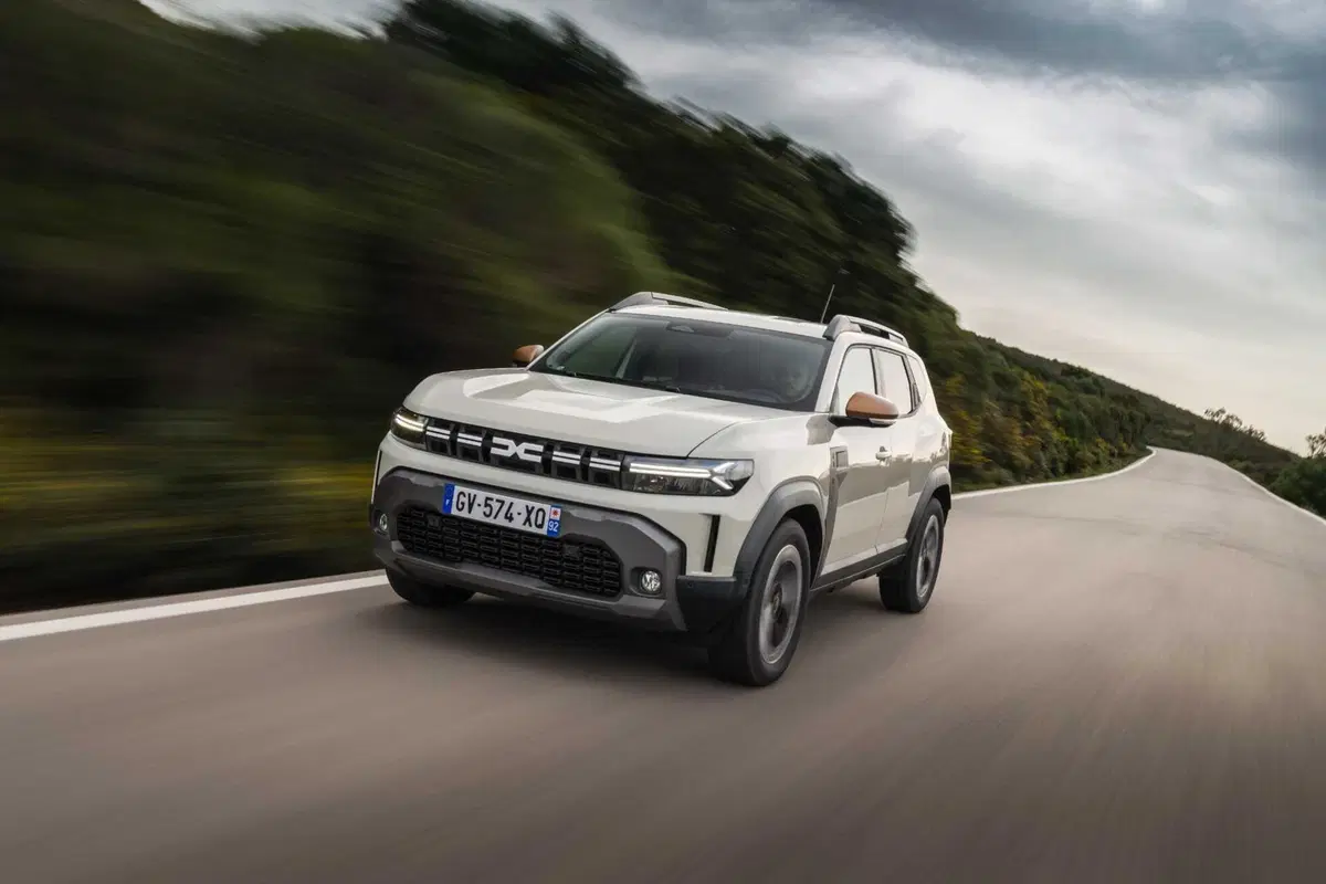 Dacia Duster 2024, i punti deboli (pochi ma ci sono) e quelli forti (4)