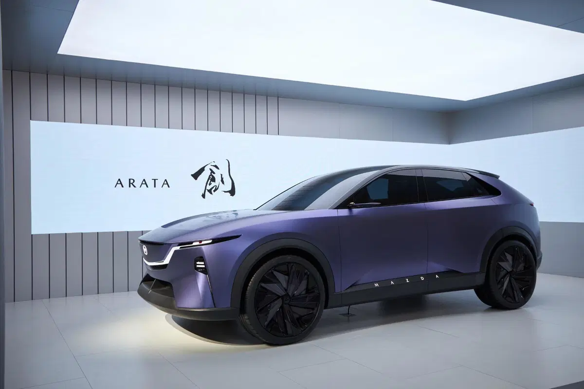 Mazda al Salone di Pechino 2024: la berlina EZ-6 e il crossover Arata (3)