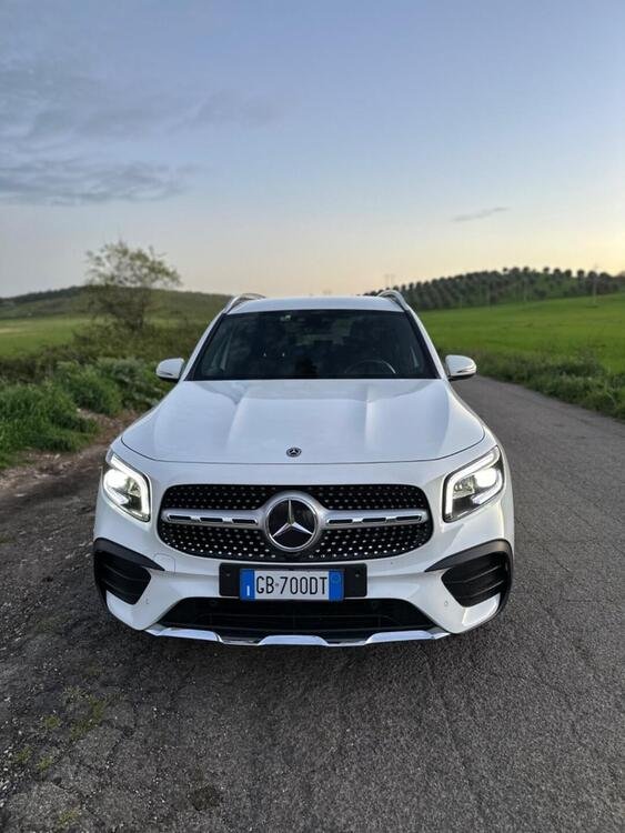 Mercedes-Benz GLB 200 Automatic AMG Line Premium del 2020 usata a Roma