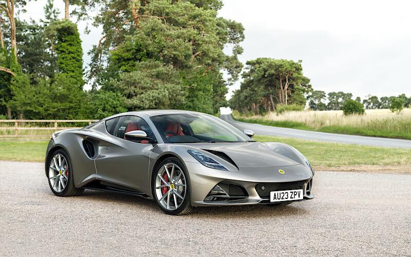 Lotus Emira: addio al termico, ma con stile e la cattiveria AMG! 