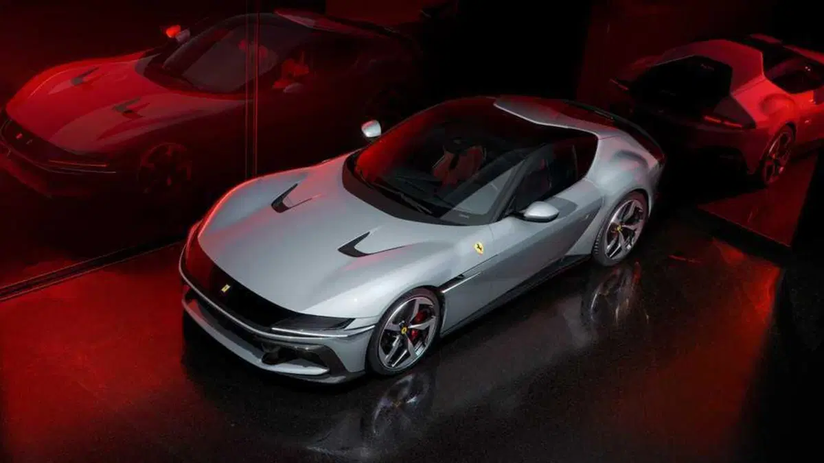Ferrari 12Cilindri: il capolavoro di Flavio Manzoni, purissima energia dentro di lei (5)