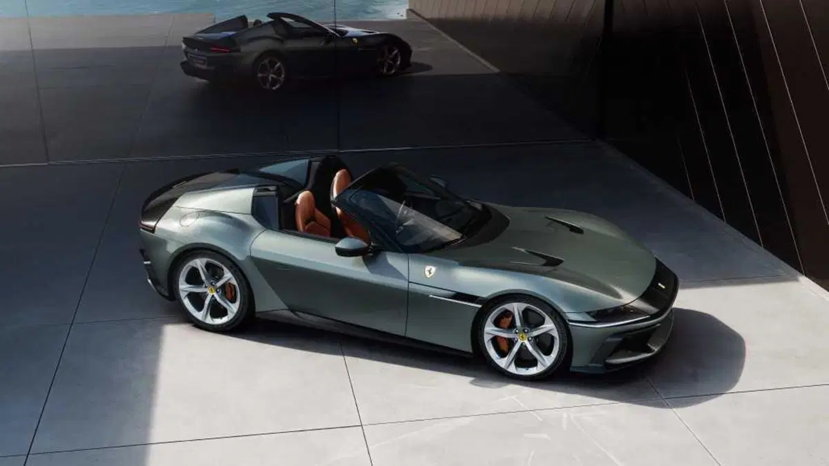 Ferrari 12Cilindri: il capolavoro di Flavio Manzoni, purissima energia dentro di lei (26)
