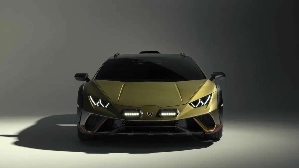 Lamborghini Huracán Coupé Sterrato 5.2 610 awd (3)