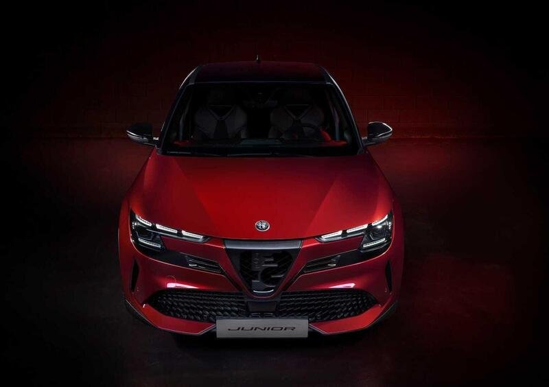 Alfa Romeo Junior (2024-->>) (3)