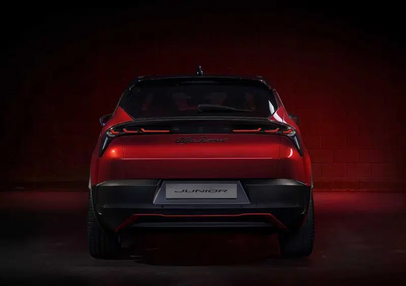 Alfa Romeo Junior (2024-->>) (4)