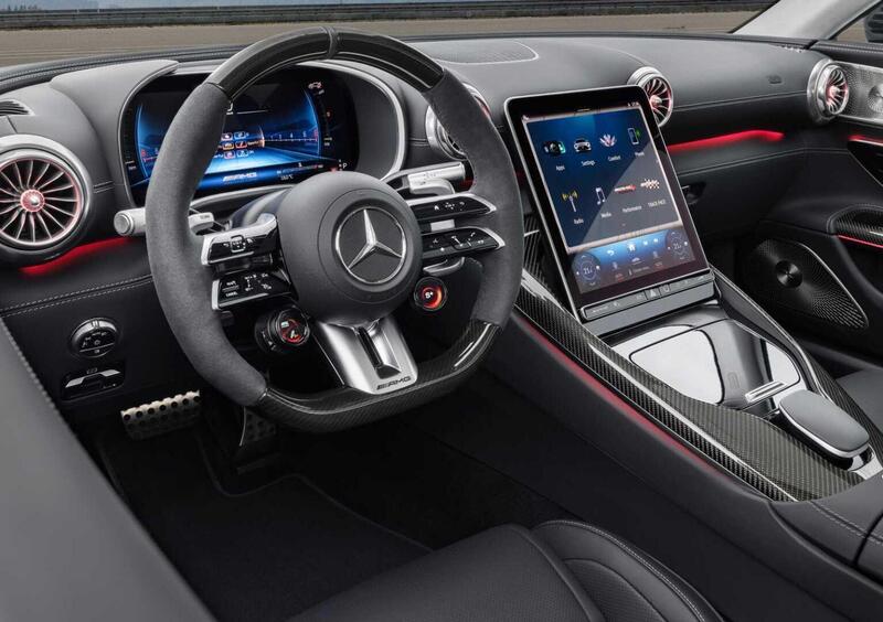 Mercedes-Benz AMG GT (2023-->>) (9)