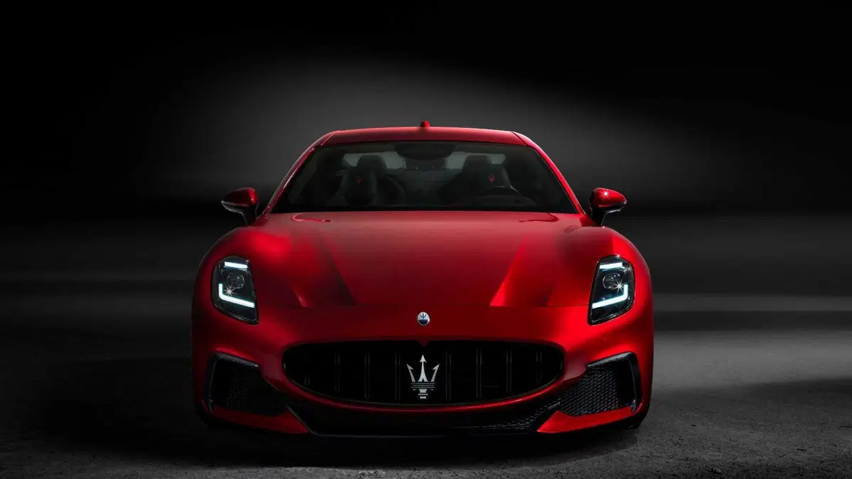 Maserati Granturismo 3.0 Trofeo awd auto (4)
