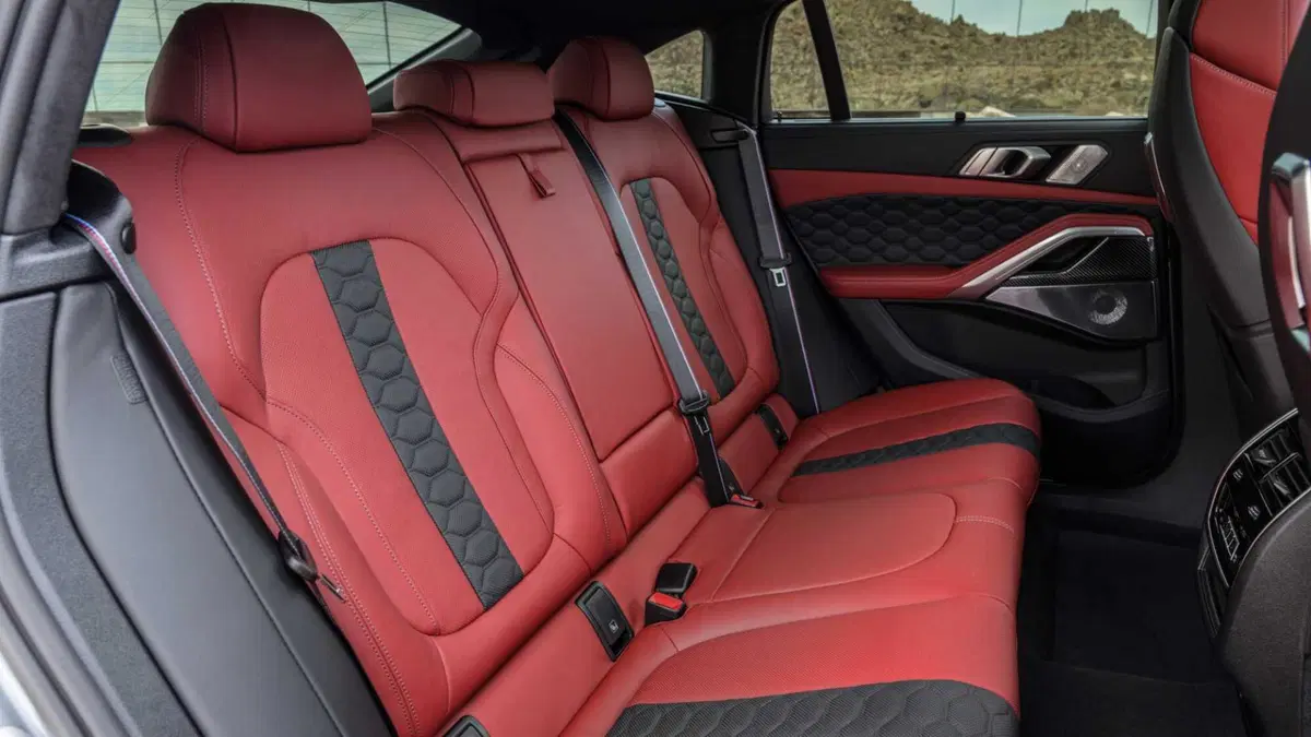 BMW X6 M 4.4 Competition auto (12)