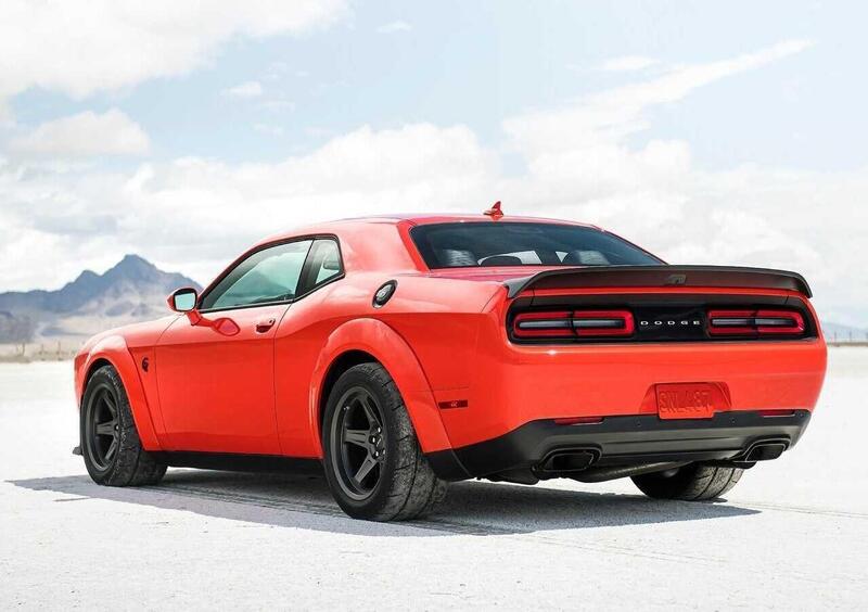 Dodge Challenger (2019-->>) (4)