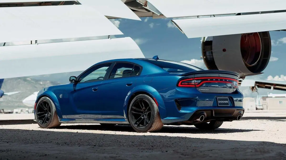 Dodge Charger (2022-25) (3)
