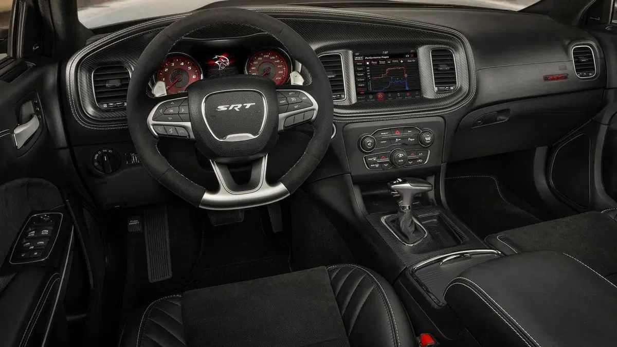 Dodge Charger (2022-25) (8)