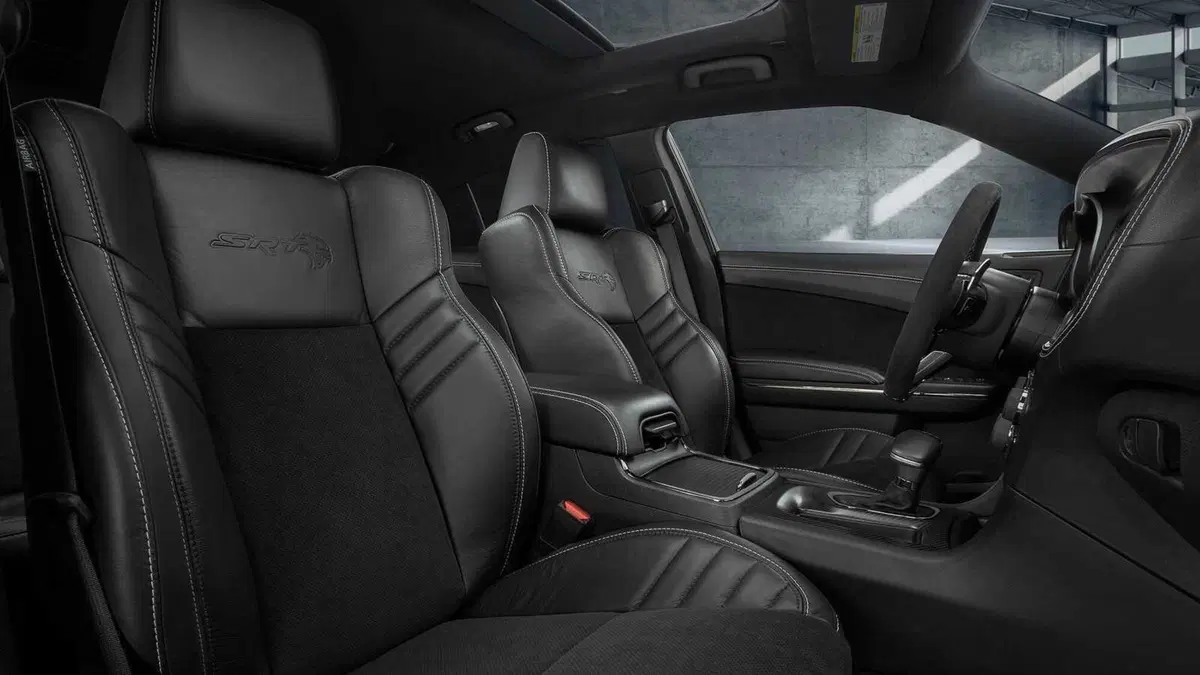 Dodge Charger (2022-25) (7)