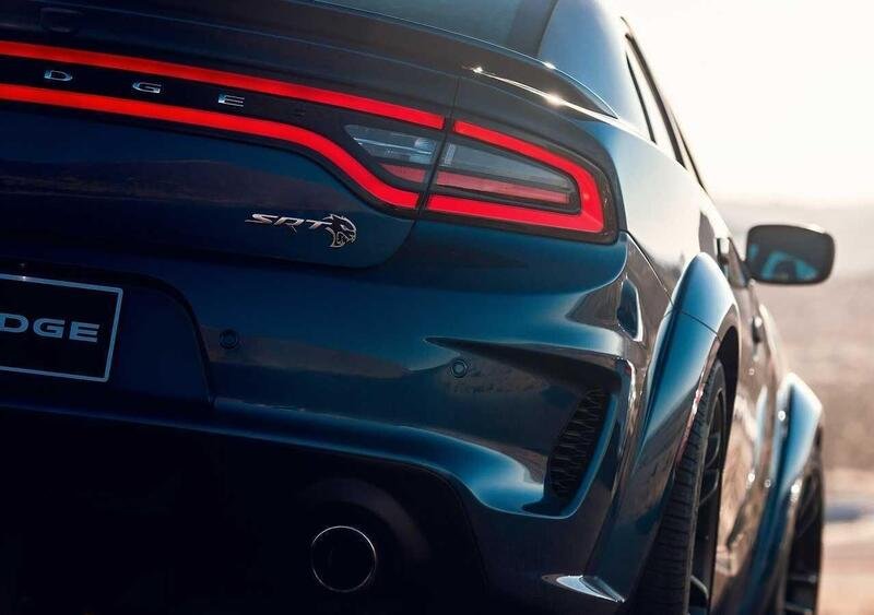 Dodge Charger (2022-->>) (15)