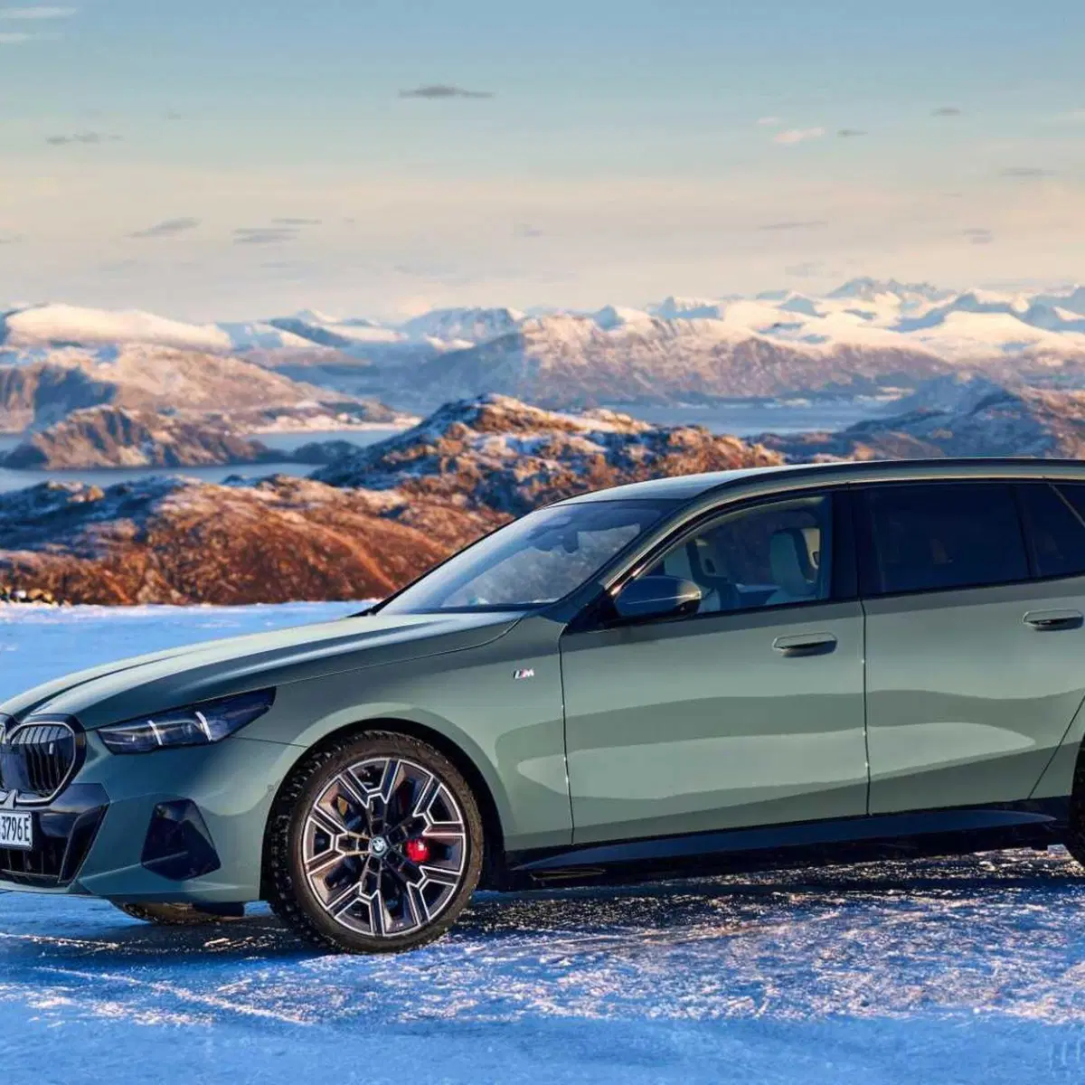 BMW i5 Touring (2024-->>)