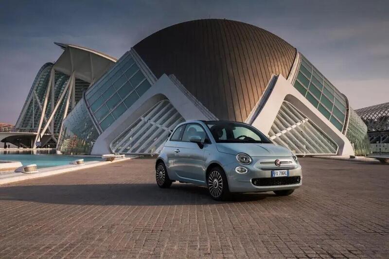 Fiat 500 ibrida su base elettrica: non si far&agrave;, ci pensa Panda