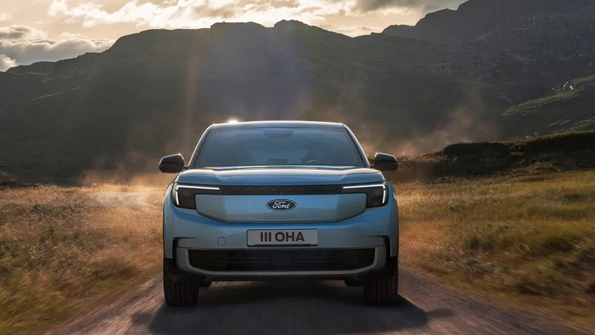 Ford Explorer (2024-->>) (9)