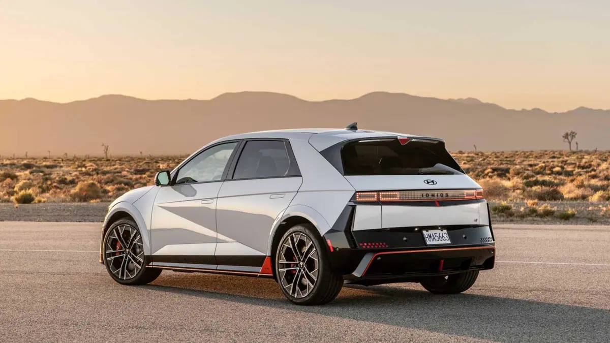Hyundai Ioniq 5 N (2024-->>) (3)