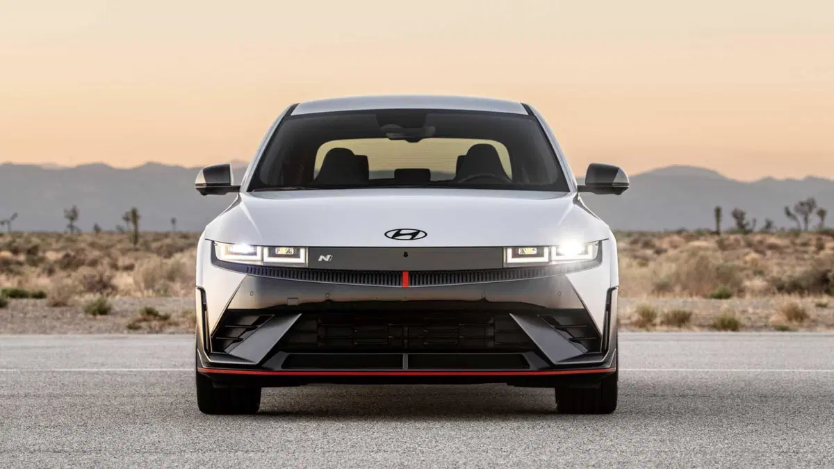Hyundai Ioniq 5 N (2024-->>) (5)