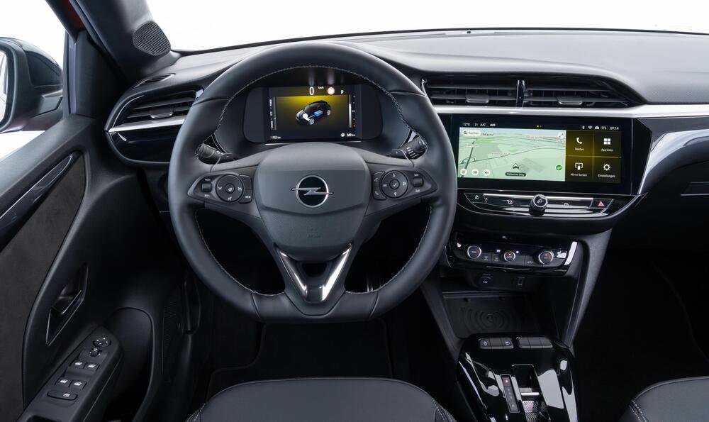 Opel Corsa Hybrid: la plancia