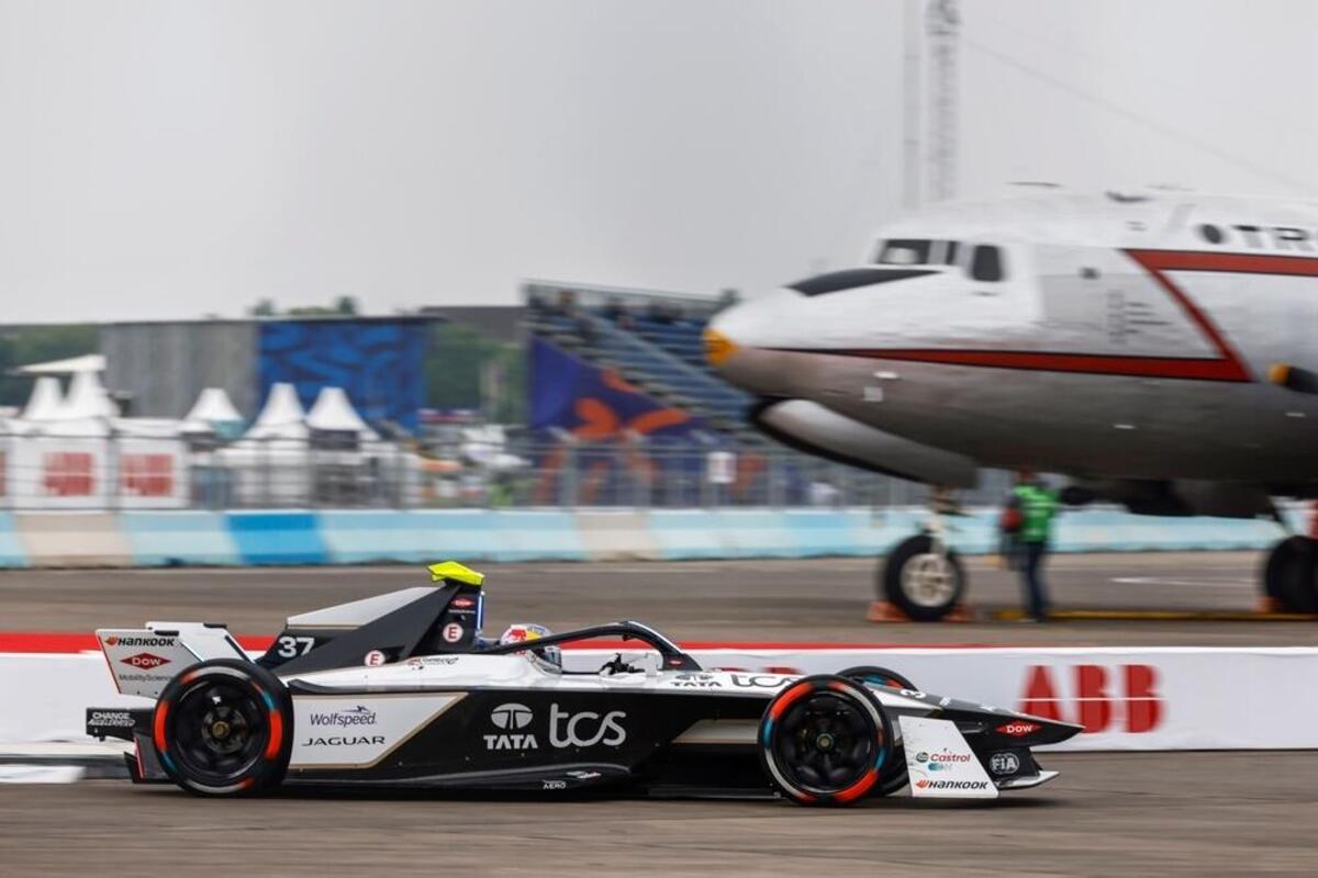 Formula E. EPrix Berlino 2024 Nick Cassidy vince una tumultuosa Gara