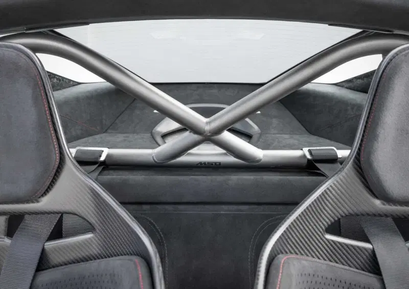 McLaren 750S Coupé (2023-->>) (12)