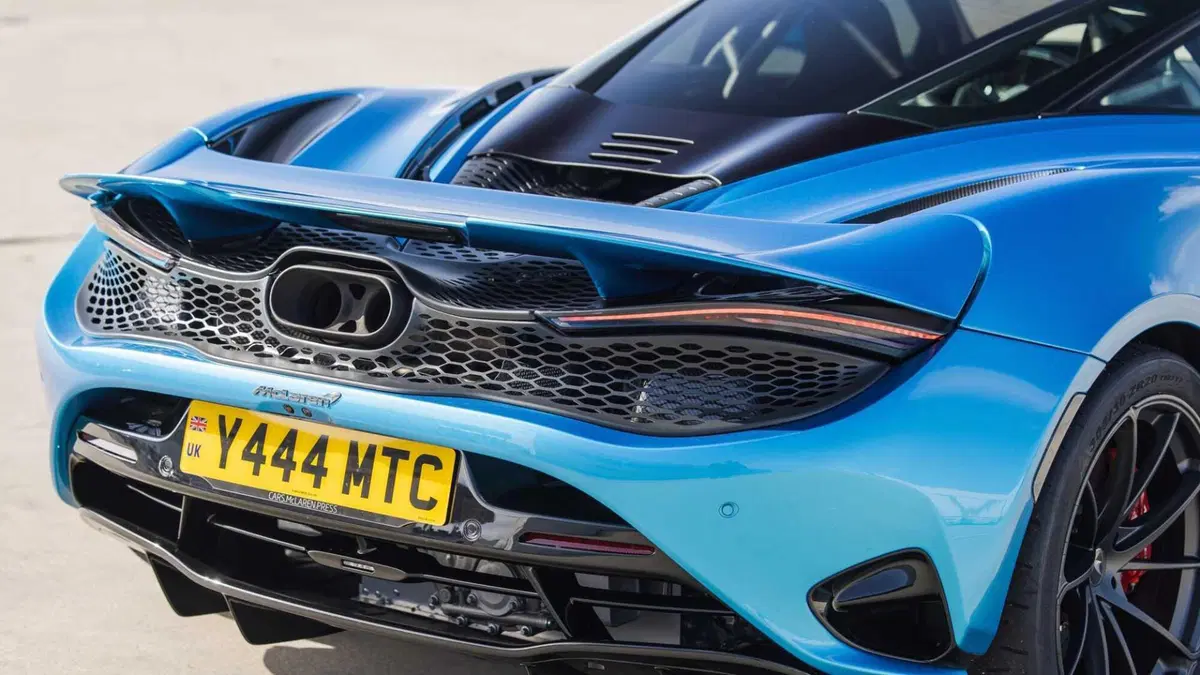 McLaren 750S Coupé (2023-->>) (16)