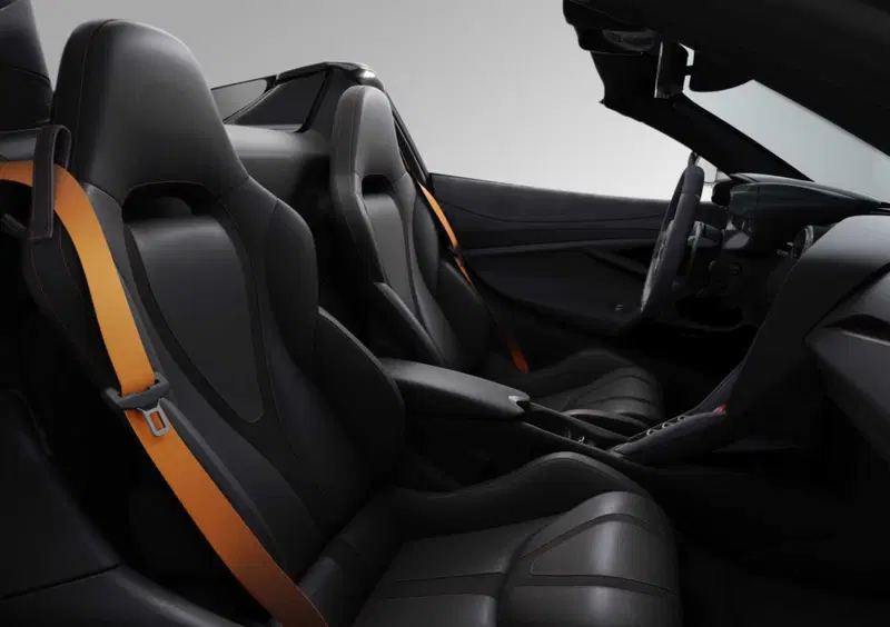 McLaren 750S Cabrio (2023-->>) (15)