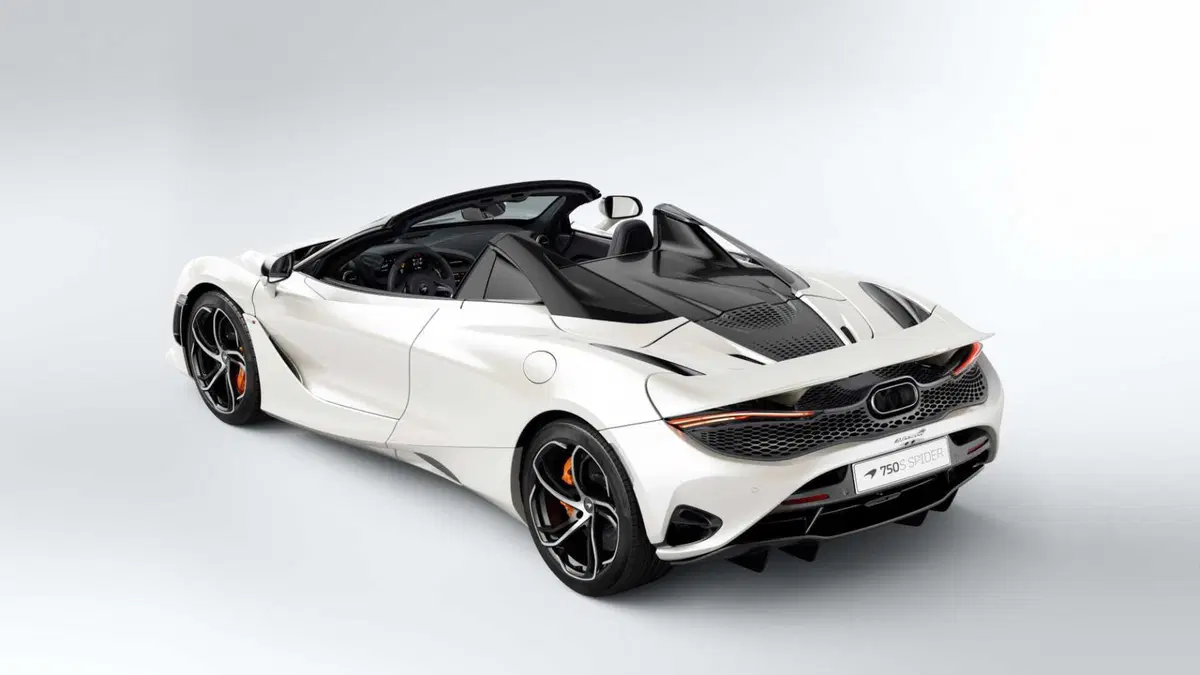 McLaren 750S Cabrio (3)