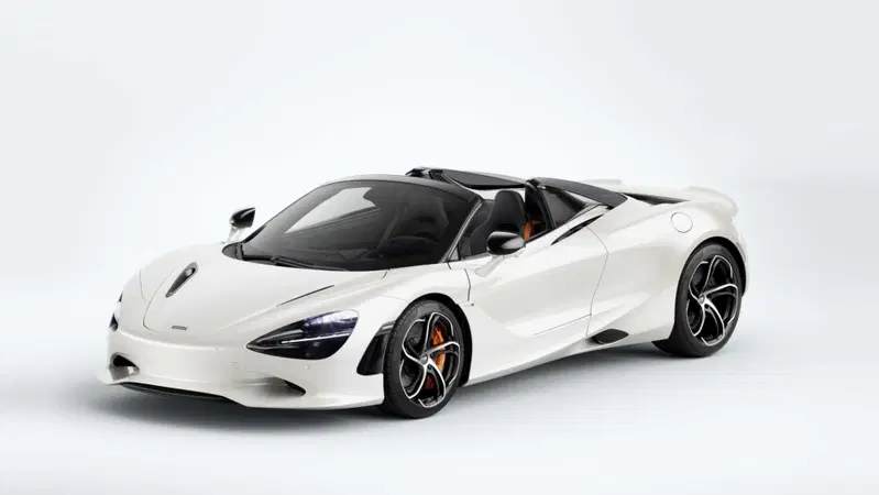 McLaren 750S Cabrio (2023-->>)