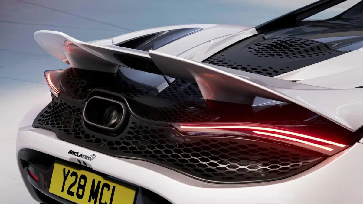McLaren 750S Cabrio (20)