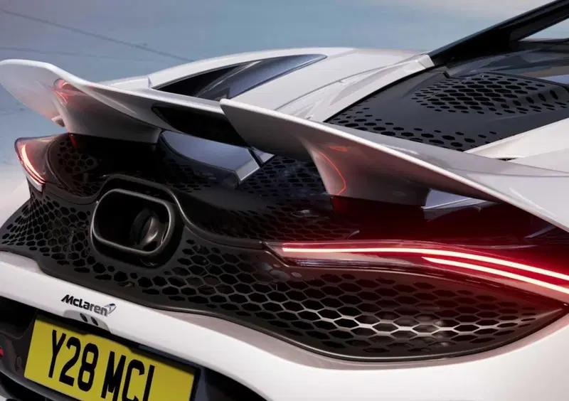 McLaren 750S Cabrio (2023-->>) (20)