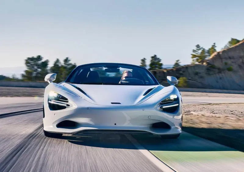 McLaren 750S Cabrio (2023-->>) (13)
