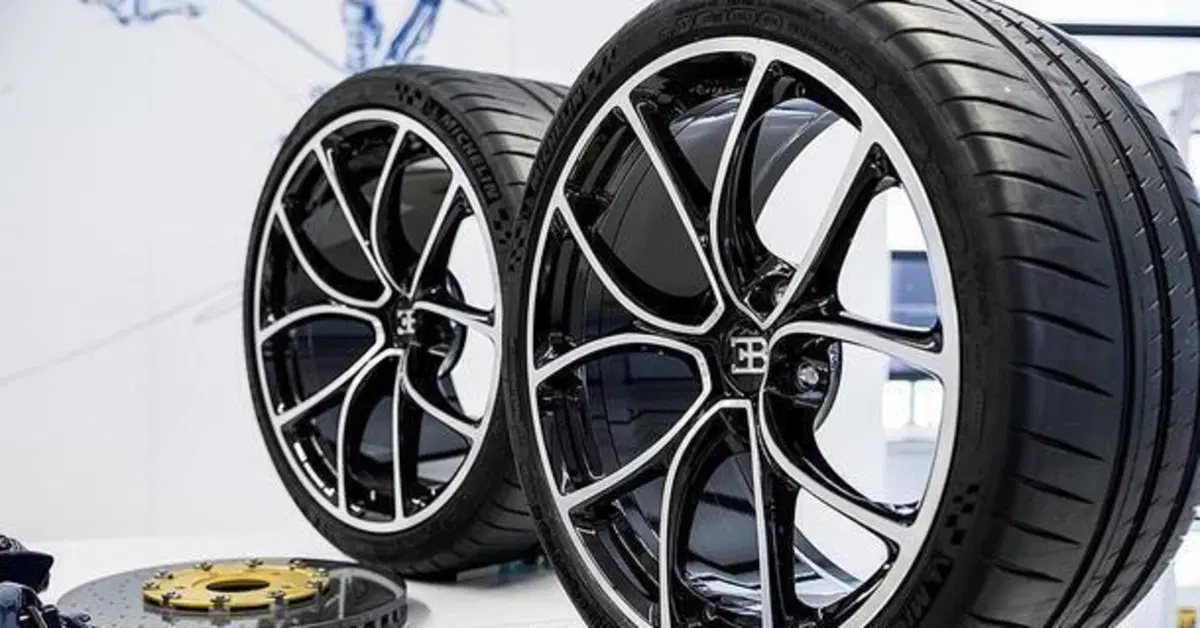 Com'&egrave; sono fatte le gomme che costano 9.500 euro l'una? 