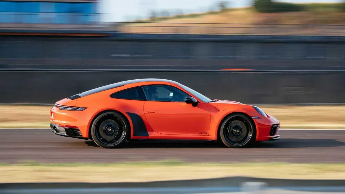 Porsche 911 Coupé Coupe 3.0 Carrera 4 GTS (4)