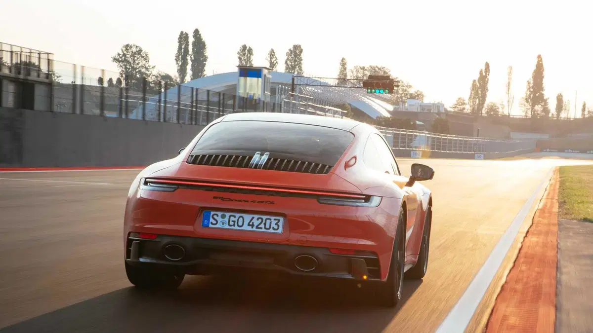 Porsche 911 Coupé Coupe 3.0 Carrera 4 GTS (6)