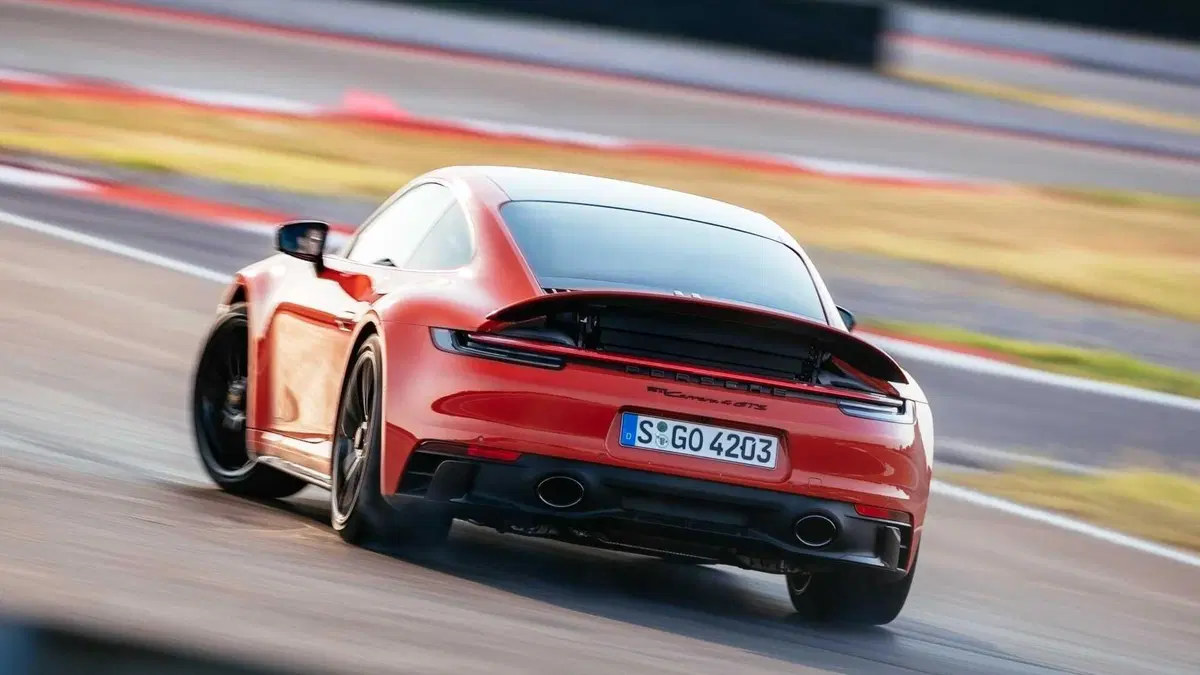 Porsche 911 Coupé Coupe 3.0 Carrera 4 GTS (7)