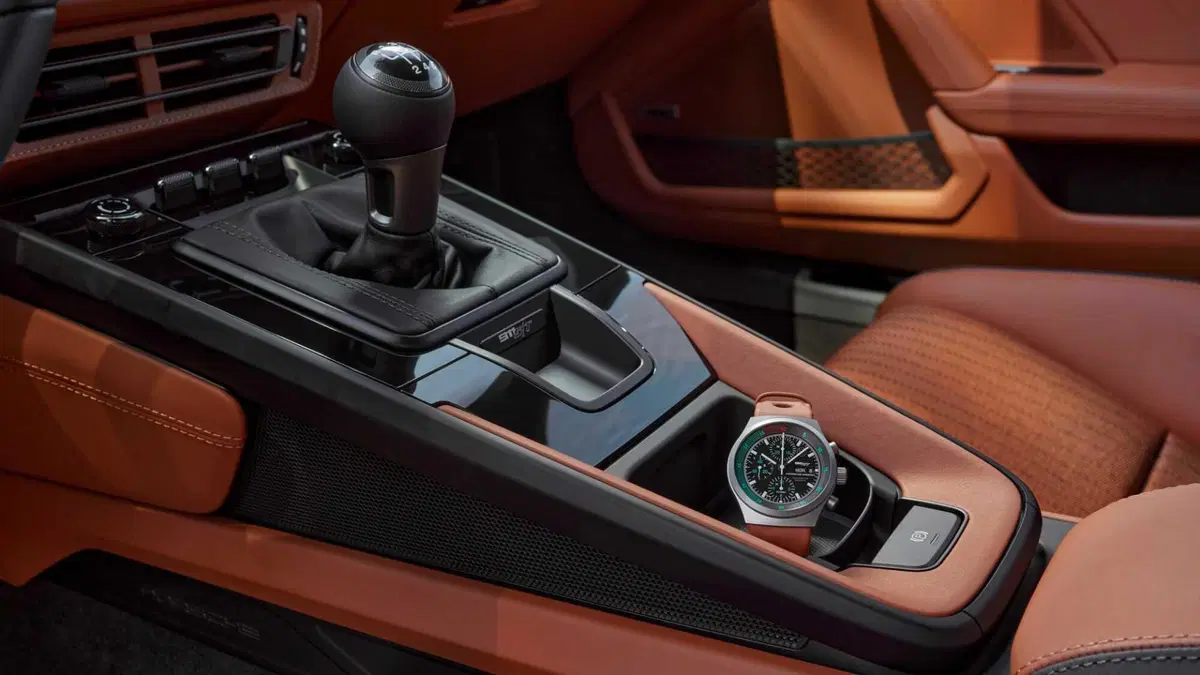 Porsche 911 Coupé 4.0 S/T (10)