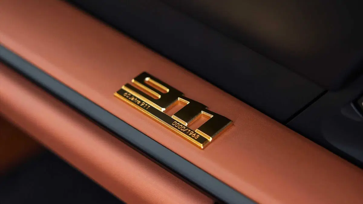 Porsche 911 Coupé 4.0 S/T (19)