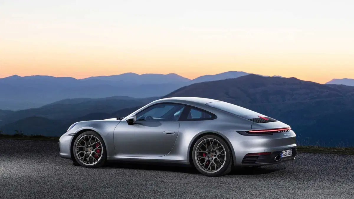 Porsche 911 Coupé Coupe 3.0 Carrera 4S (2)
