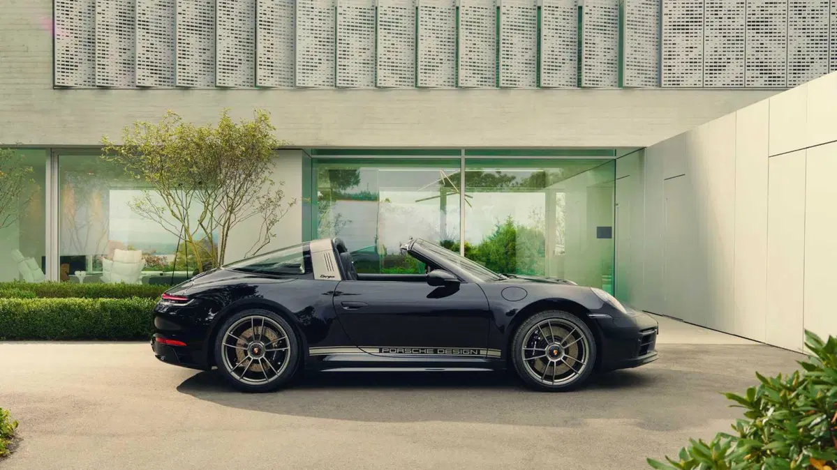 Porsche 911 Cabrio Targa 3.0 4 50Y Porsche Design (3)