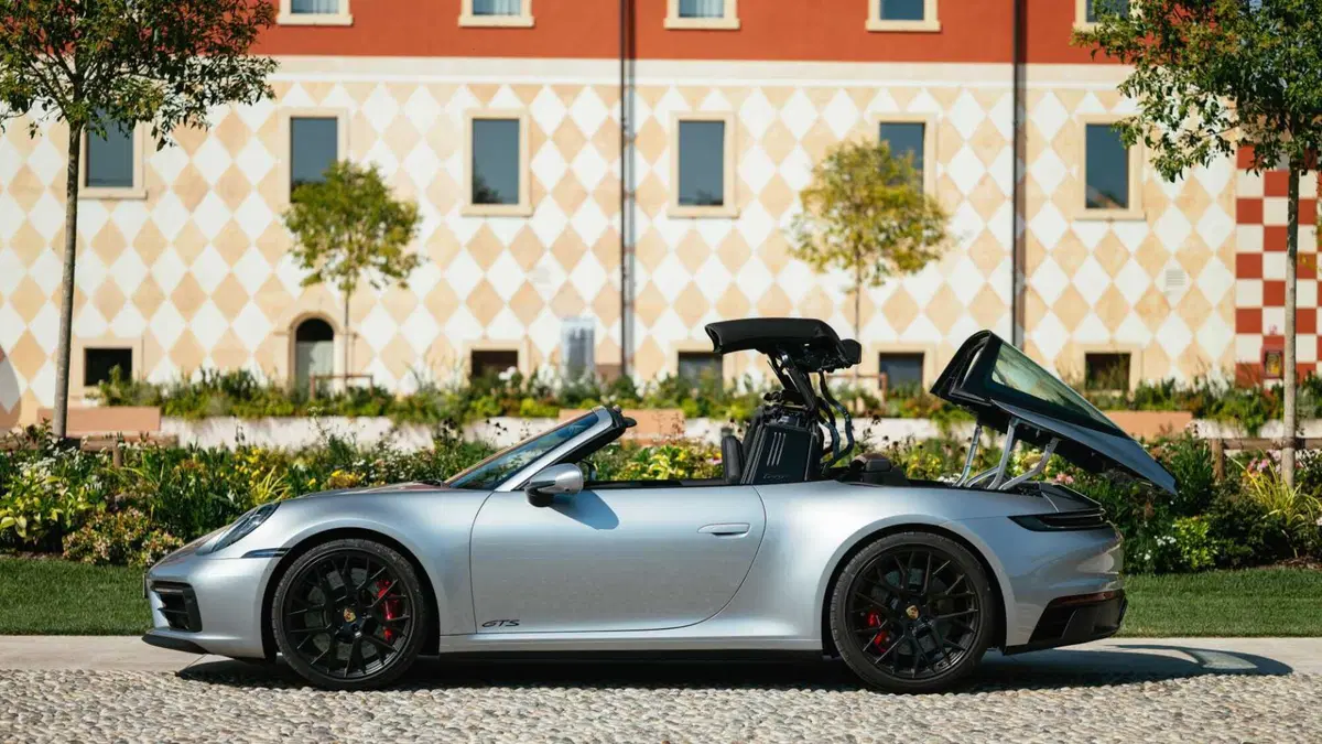 Porsche 911 Cabrio Targa 3.0 4 GTS (7)