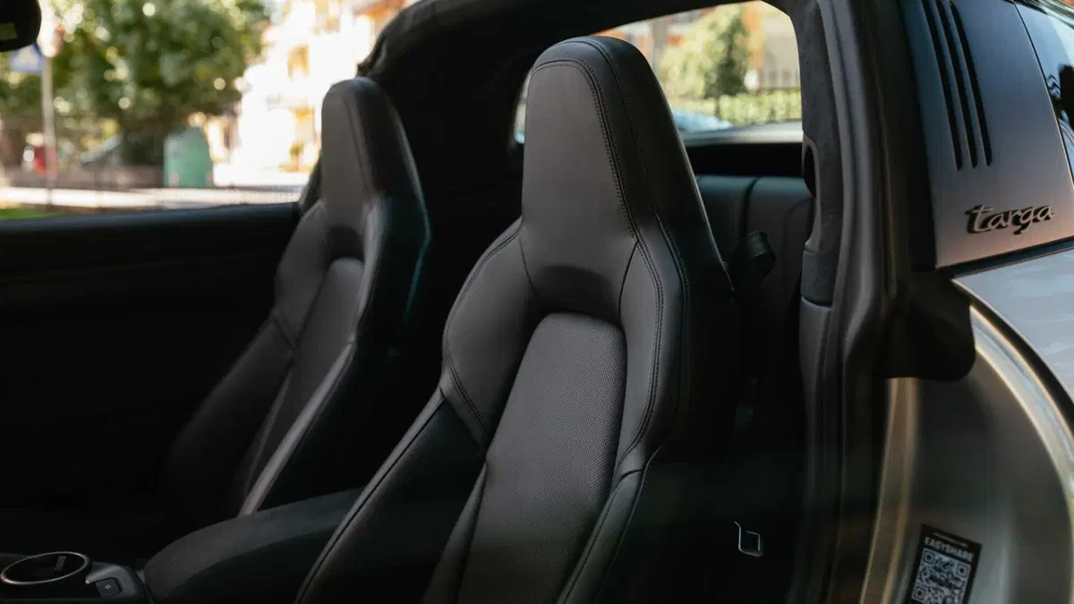 Porsche 911 Cabrio Targa 3.0 4 GTS (9)