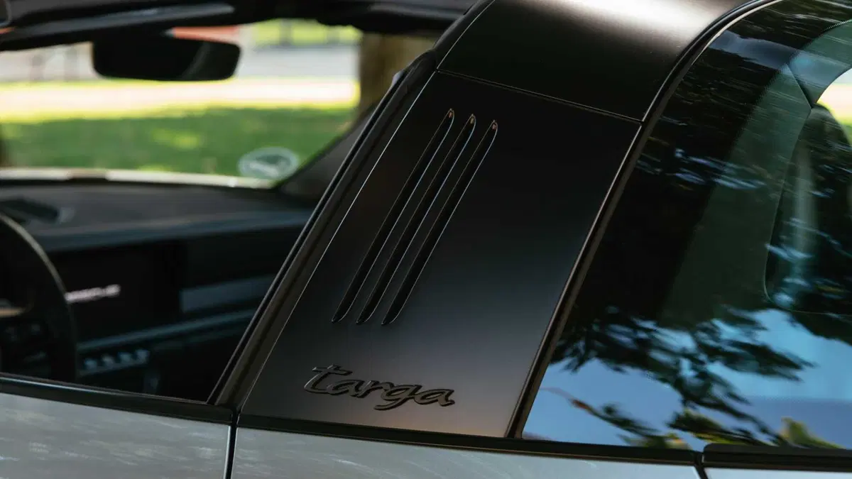 Porsche 911 Cabrio Targa 3.0 4 GTS (14)